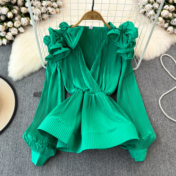 Bluza Tamia verde cu plepum si umeri accesorizati cu detalii 3D