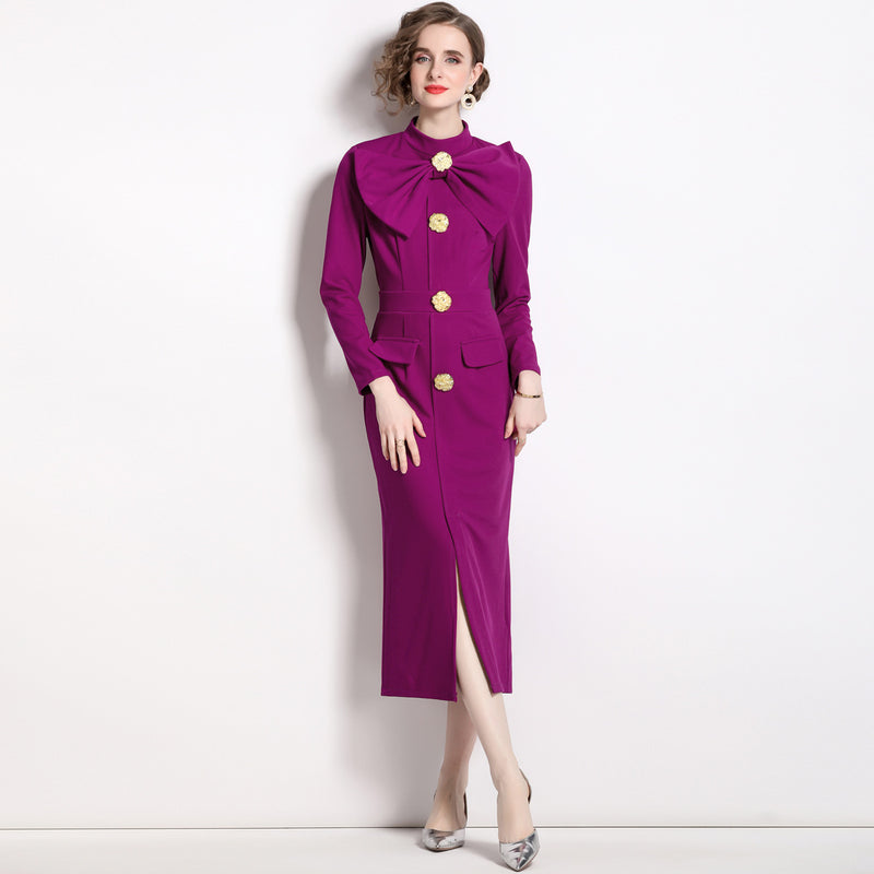 Rochie Marcella violet cu nasturi decorativi si funda supradimensionata